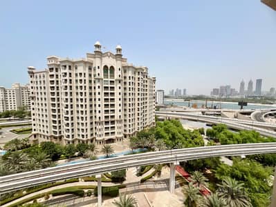 3 Bedroom Flat for Rent in Palm Jumeirah, Dubai - PENTHOUSE | LARGE LAYOUT | AVAILABLE NOW