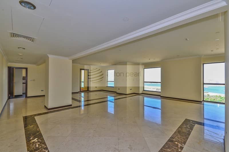 Upgraded En-suite 4 BR+M with Full Sea View