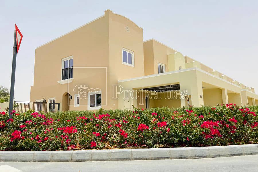 4 bedroom |Extra Large Plot | Near Pool and park