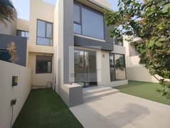 Spacious layout| || Near to pool and park || Ready to move