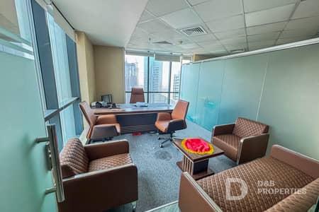 Office for Rent in Business Bay, Dubai - Modern | Excellent Location | Steps from Metro