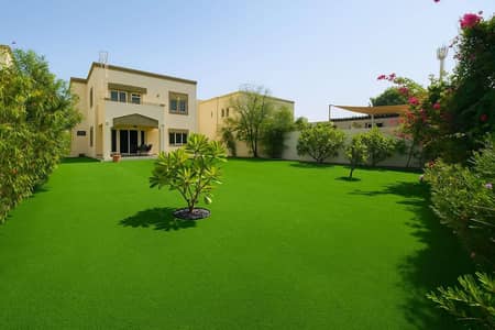 4 Bedroom Villa for Rent in Jumeirah Park, Dubai - Extended | Study and Maids | Direct Park Access