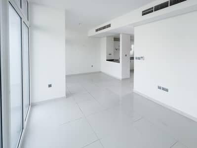 3 Bedroom Townhouse for Rent in DAMAC Hills 2 (Akoya by DAMAC), Dubai - Single Row | Vacant | Open Plan Living