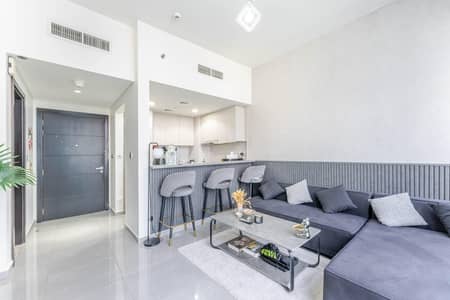 1 Bedroom Flat for Sale in Business Bay, Dubai - Canal View | Large Layout | Furnished