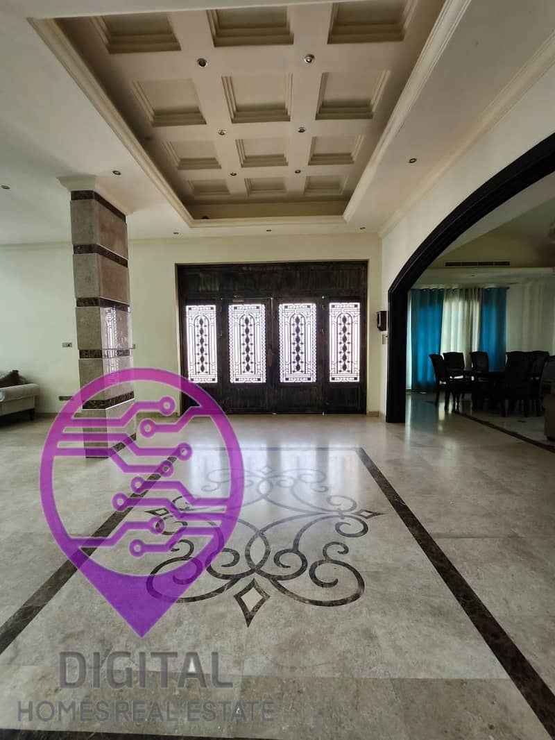 5 Bedrooms | Independent Villa | Big Garden Stunning