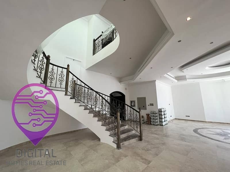 5 Bedrooms | Independent Villa | Big Garden Stunning - Image 13