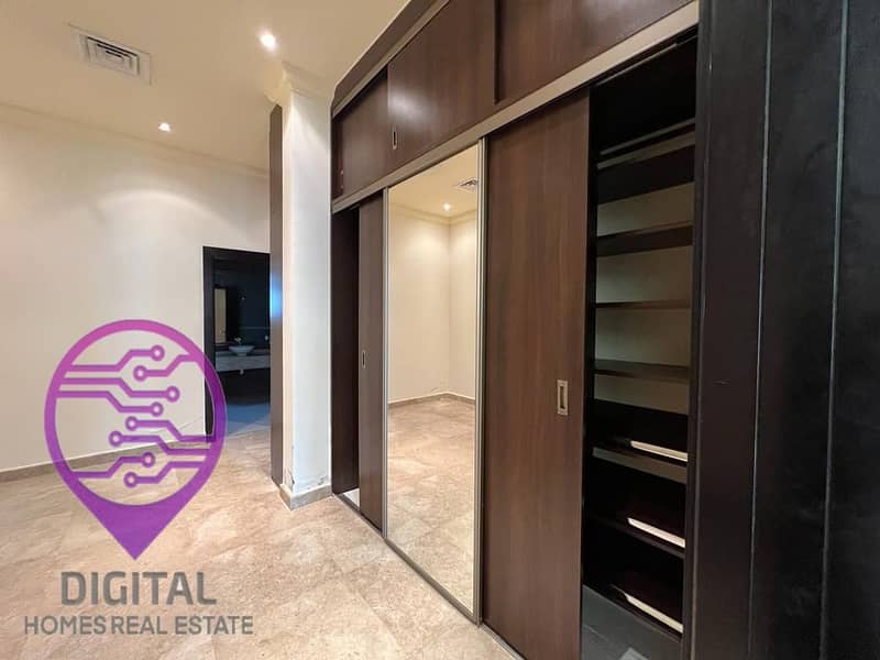 5 Bedrooms | Independent Villa | Big Garden Stunning - Image 18