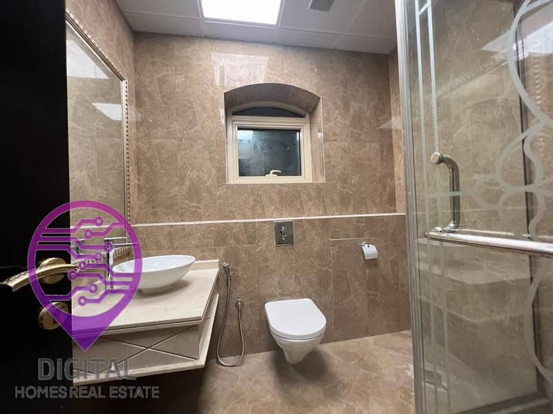 5 Bedrooms | Independent Villa | Big Garden Stunning - Image 26