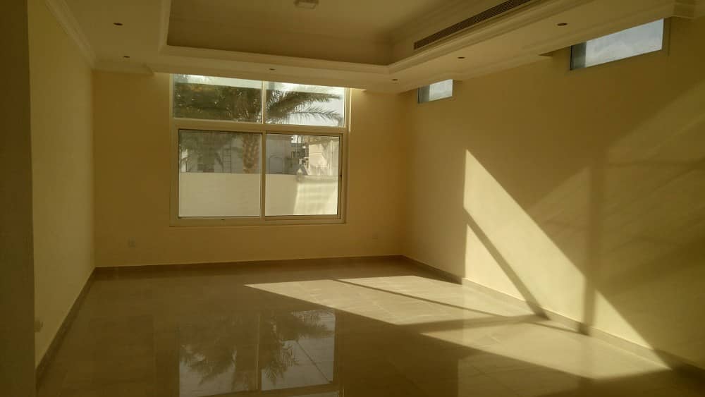 Gorgeous 5 Masters bedroom Villa with Driver Room in Khalifa City A