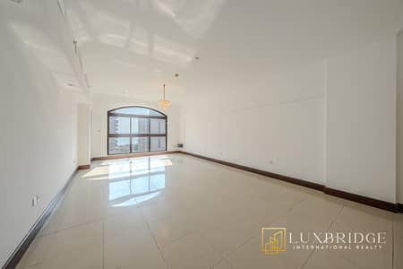 2 Bedroom Flat for Rent in Palm Jumeirah, Dubai - Spacious | Prime Location | Vacant