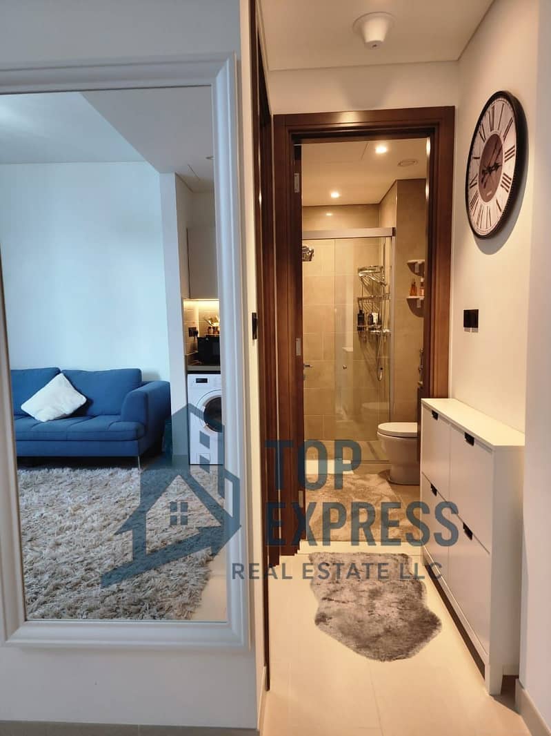 1 Bedroom High End Fully Furnished [Pool View] - Image 9