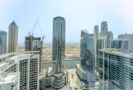 مکتب  للايجار في الخليج التجاري، دبي - مکتب في برج بارك لين،الخليج التجاري 210000 درهم - 12460186