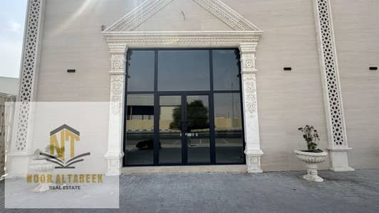 معرض تجاري  للايجار في الصجعة، الشارقة - IMG-20250731-WA0011. jpg