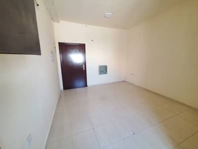 استوديو  للايجار في مويلح، الشارقة - 20250201_111753. jpg