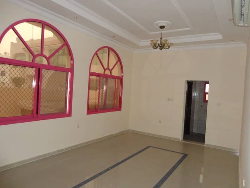 Gorgeous and Spacious 3 Bedroom in a Villa in Mushrif Area