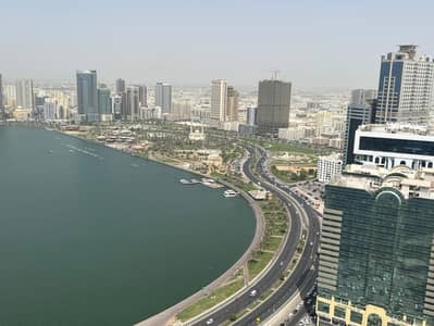 2 Cпальни Апартаменты в аренду в Аль Касба, Шарджа - IMG-20250809-WA0110. jpg