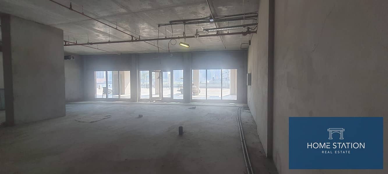 READY TO MOVE SHOP UNIQUE LOCATION - More