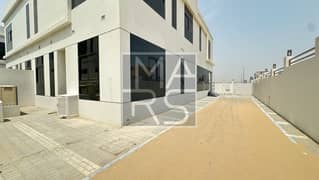 فیلا في حوشي 4 غرف 145000 درهم - 12466734