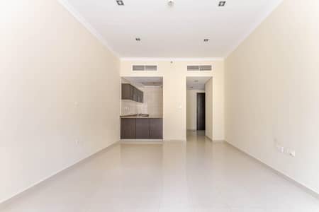 2 Bedroom Flat for Rent in Dubai Marina, Dubai - Unfurnished | Low Floor | Vacant