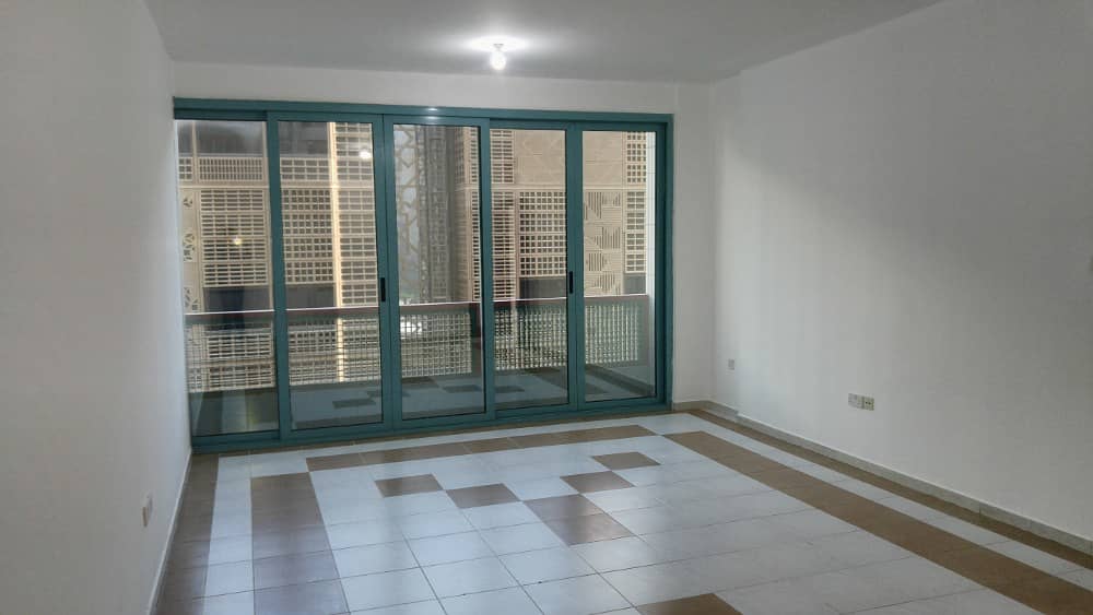 Spacious 3Br with attached wardrobes in Khalifa Street