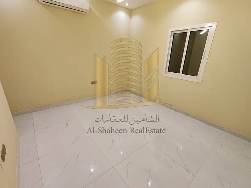 8 ad7008a4-b4fe-45ba-90fa-a8ea16fb4758. jpg