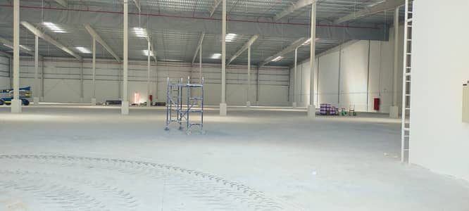 乌姆阿图布， 乌姆盖万 仓库待租 - wh uaq 54000 sqft (1). jpg