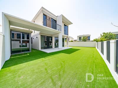 5 Bedroom Villa for Rent in Tilal Al Ghaf, Dubai - Corner Unit | Garden Suite | Park Backing