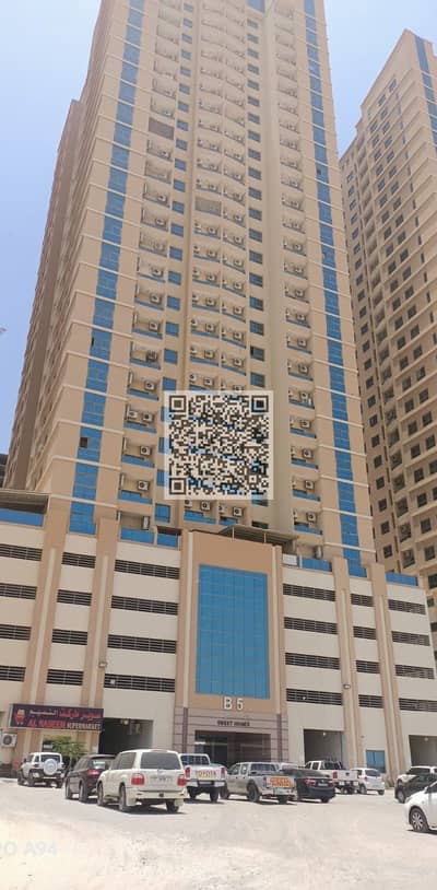 فلیٹ 4 غرف نوم للايجار في مدينة الإمارات‬، عجمان - شقة في بارادايس ليك B5،بارادايس ليك،مدينة الإمارات‬ 4 غرف 45000 درهم - 7851775