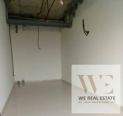 محل تجاري  للايجار في الجرف، عجمان - صورة واتساب بتاريخ 1447-02-16 في 02.14. 46_63530907. jpg