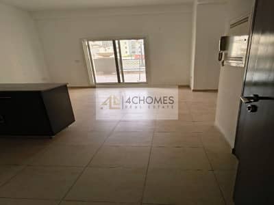 Studio for Rent in Remraam, Dubai - 1. jpeg