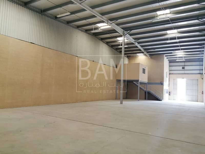 No Commission |  Well Maintained Warehouse in Al Quoz 1