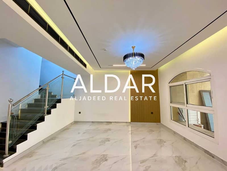位于朱美拉环形村(JVC)，JVC第11区，阿米尔山庄 3 卧室的联排别墅 185000 AED - 12474185