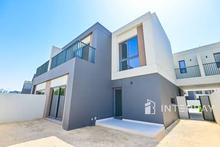 4 Bedroom Villa for Sale in Dubai South, Dubai - ZOH_8668. jpg