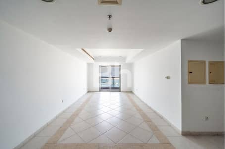 2 Bedroom Flat for Rent in Dubai Marina, Dubai - High floor | Full sea view | Unfurnished