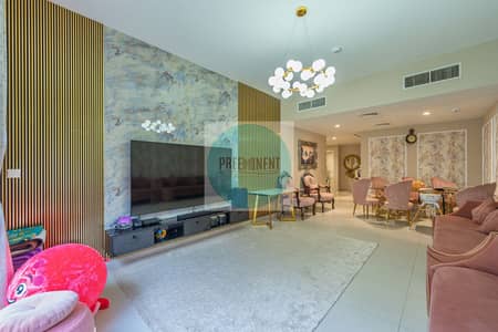 迪拜南部街区， 迪拜 4 卧室联排别墅待租 - Living Room2. jpg
