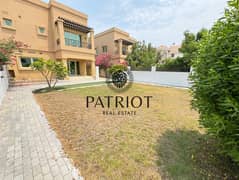 فیلا في جميرا 2،جميرا 4 غرف 320000 درهم - 12468059