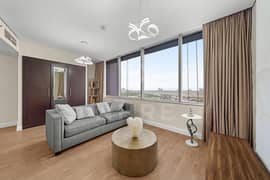 Studio| Large Unit | Natural Sunlight/Zabeel Views