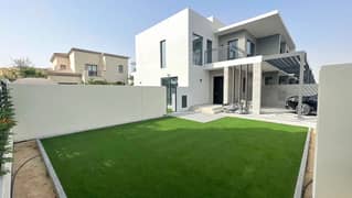Large Plot | Corner Unit | Exclusive
