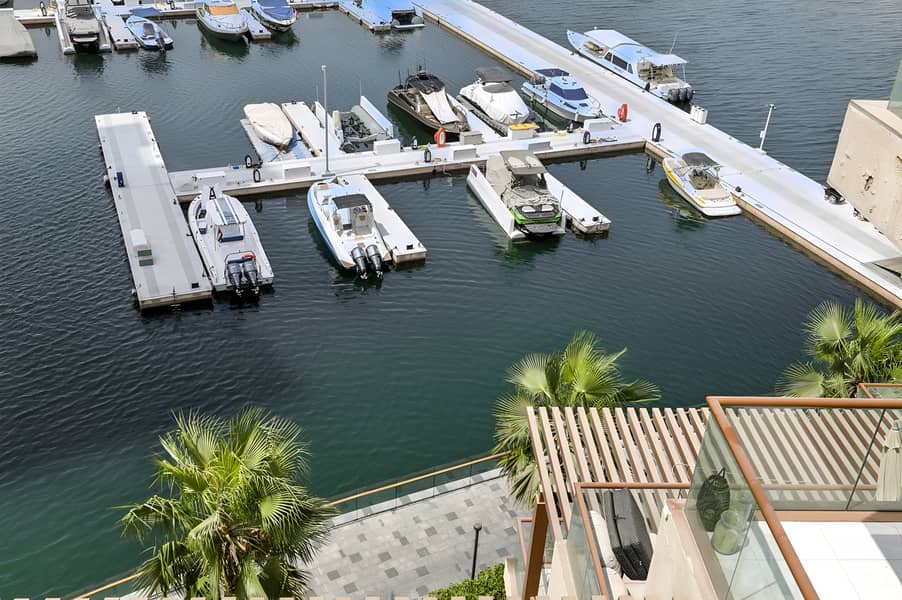 Modern Studio | Waterfront Sea View | Big Terrace - Image 13