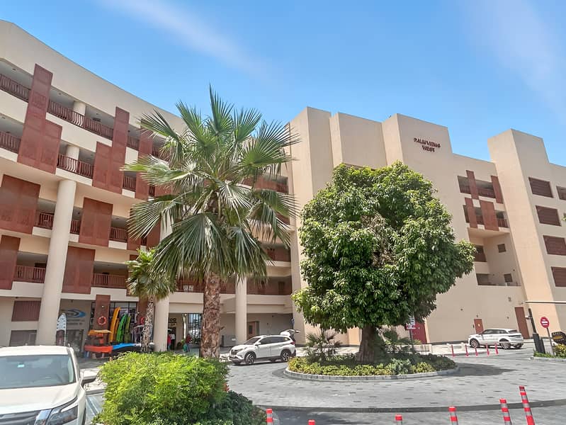 Modern Studio | Waterfront Sea View | Big Terrace - Image 18