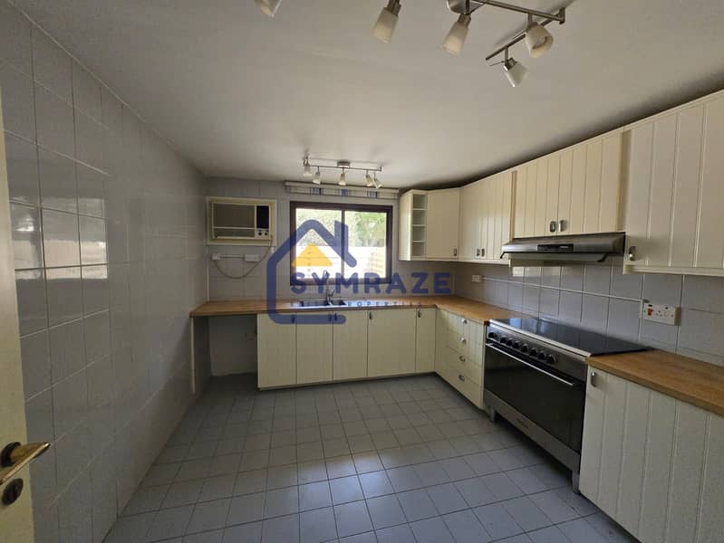 Amazing Villa | Shared Pool & Gym | 4 Bed + Maids - Image 15