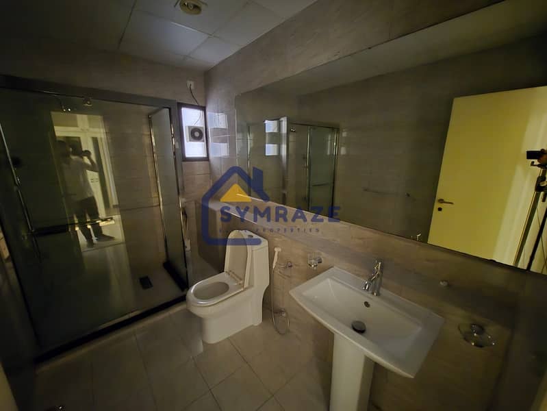 Amazing Villa | Shared Pool & Gym | 4 Bed + Maids - Image 22