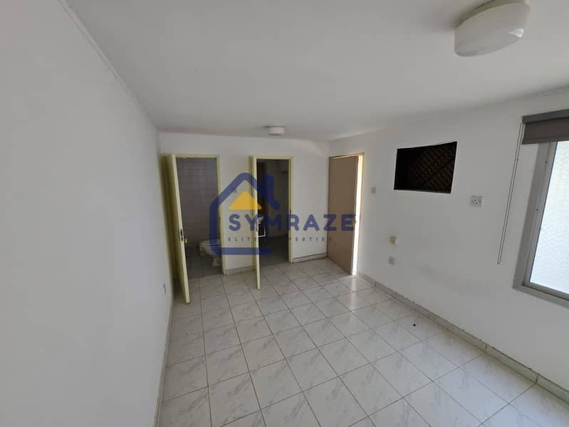 Amazing Villa | Shared Pool & Gym | 4 Bed + Maids - Image 30