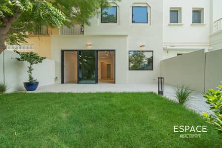 2 Bedroom Villa for Sale in The Springs, Dubai - Top Quality Renovations in a Prime Location