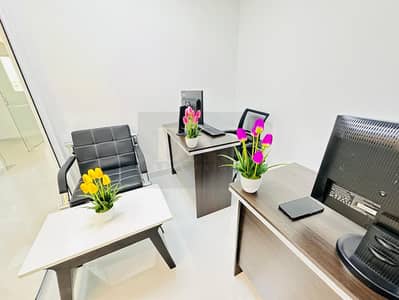 مکتب  للايجار في ديرة، دبي - 4b6eb929-d8a5-4631-bcda-033c32aaf328. jpg