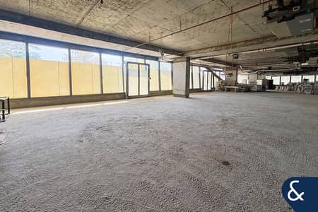 Shop for Rent in Bur Dubai, Dubai - Shell and Core | Prime Location | Bur Dubai