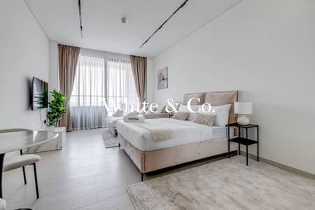 Studio for Sale in Business Bay, Dubai - Canal View | High Floor | Fully Furnished | VOT