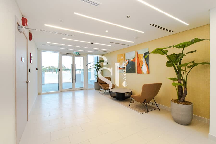 5 yas-island-water-edge-abu-dhabi-lobby (2). jpg