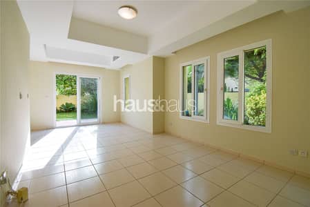 2 Bedroom Townhouse for Sale in The Lakes, Dubai - Rare layout | Type HE | 2/3 Bed