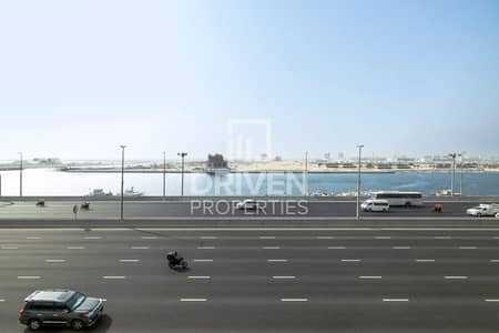 3 Bedroom Flat for Rent in Deira, Dubai - Spacious Apt | Sea View | Ready to Move In